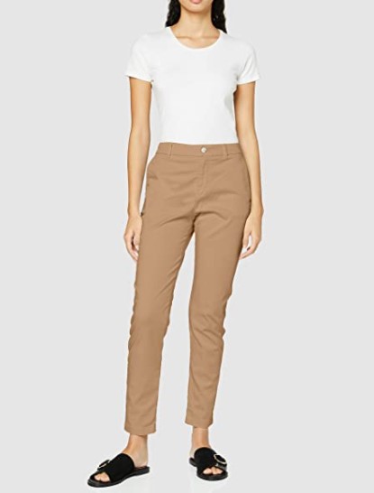 Cómo combinar pantalones beige mujer - VeronicaChic.com