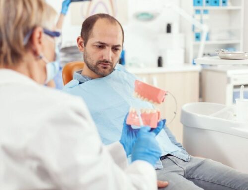 ¿Qué es la implantología dental y en qué consiste?